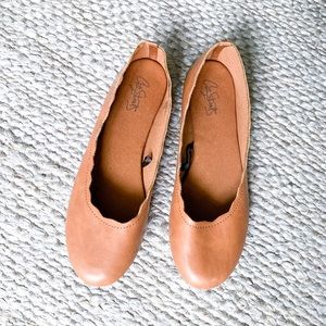 NWOT Cognac Flats